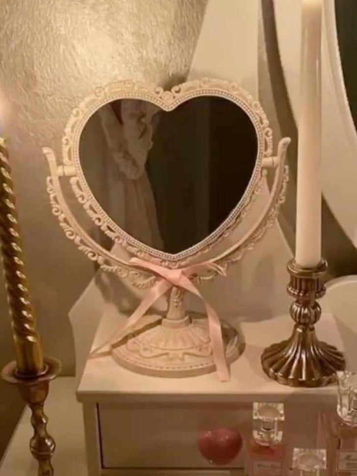 ✨🪞Vintage Mirrors: Heart Shape🪞✨