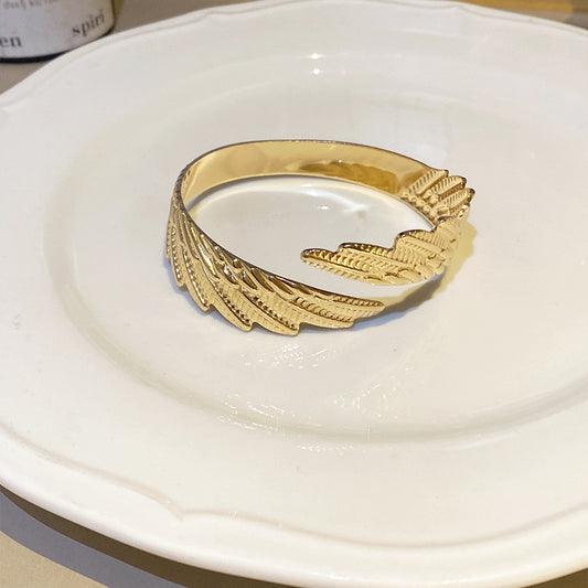 ✨HC131: Handcuff for Stack: Gold Wings Bracelet✨
