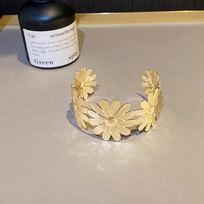 ✨HC128: Handcuff for Stack: Gold Daisy Bracelet  ✨