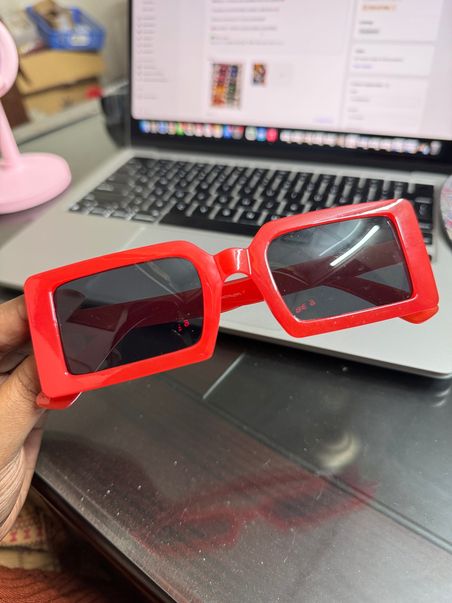 Red Sunglasses: Big Square