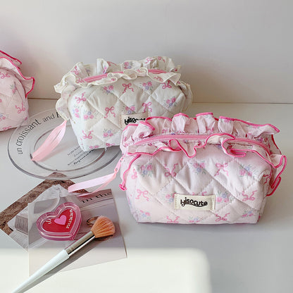🎀13. Pinteresty Makeup Bag: Pink Tone Floral🫧