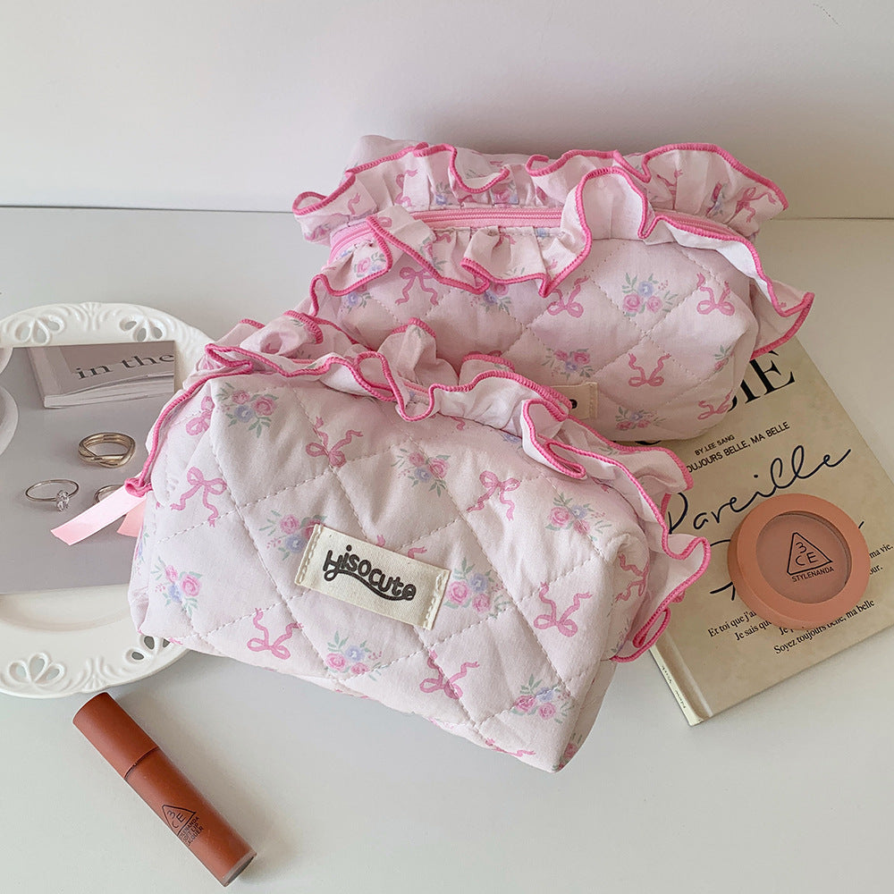 🎀13. Pinteresty Makeup Bag: Pink Tone Floral🫧