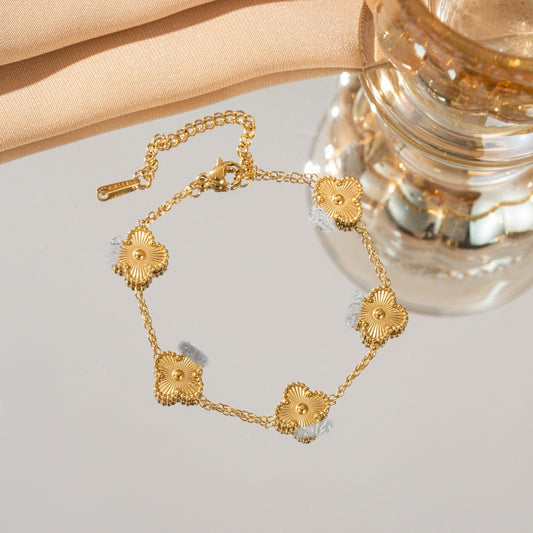 ⚜️B76: 18k Gold Plated Stainless Steel Minimalist Bracelet: Golden✨