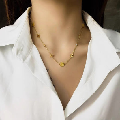 ✨P40: 18k Gold Plated Stainless Steel Pendant:4 Leaf Flowers✨ (NEW)