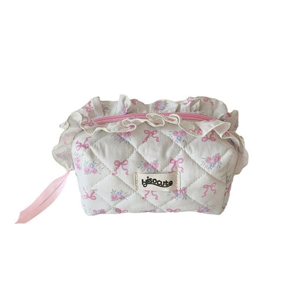 🎀13. Pinteresty Makeup Bag: Pink Tone Floral🫧