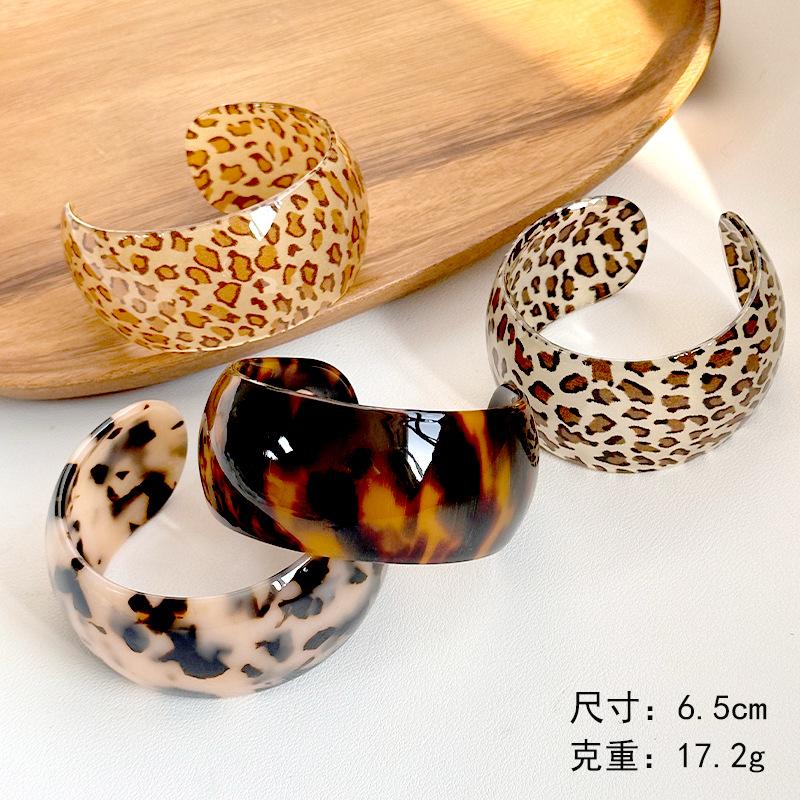 ✨HC16: Handcuff for Stack: Cheetah Cuff✨
