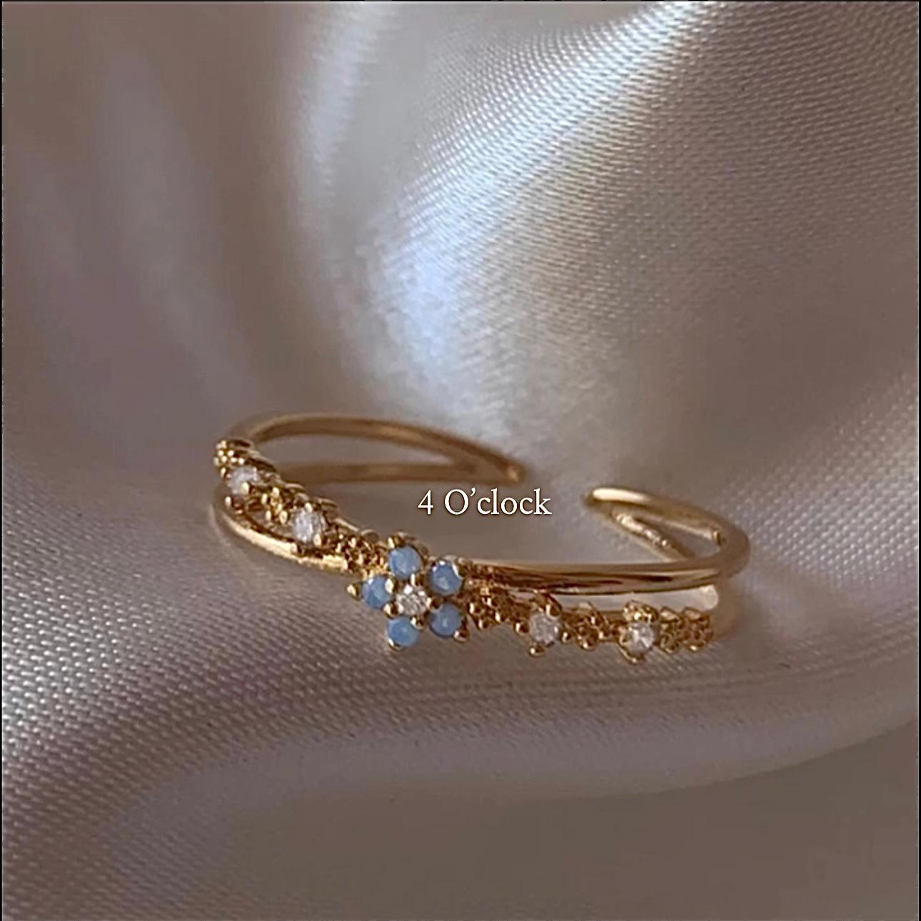 💍R157: Stainless Steel Zircon Minimalistic Finger Ring: Blue Floer Twirl (With Box)✨