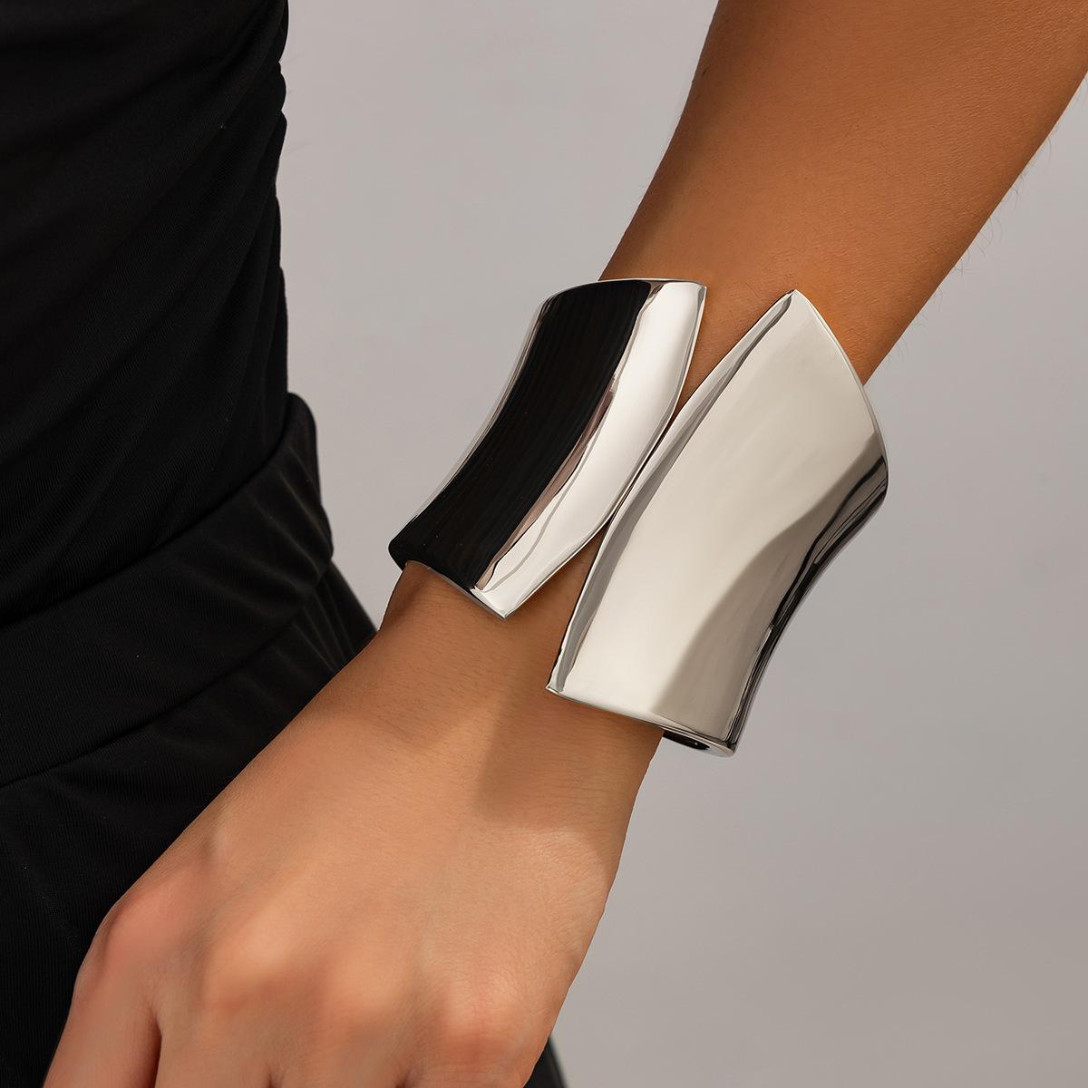 ✨HC48: Handcuff for Stack: Thick Wide (Silver)✨