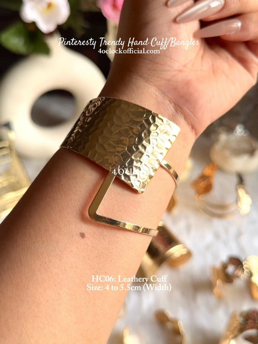 ✨HC6: Handcuff for Stack: Leathery Cuff✨