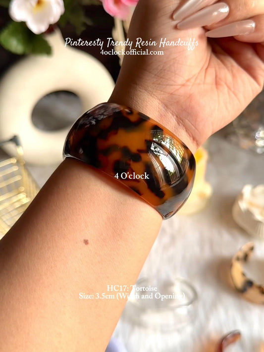 ✨HC17: Handcuff for Stack: Tortoise Cuff✨
