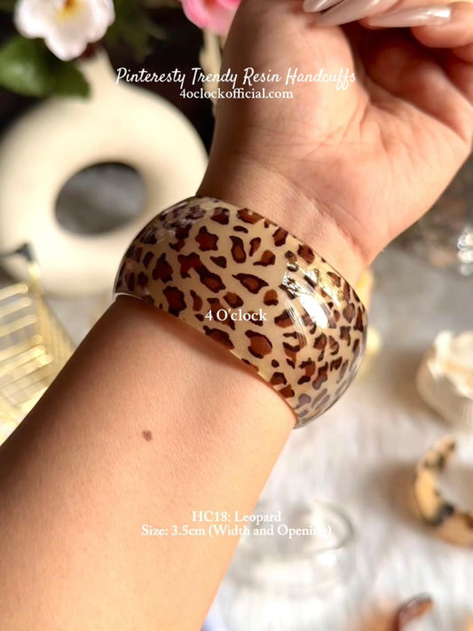✨HC18: Handcuff for Stack: Leopard Cuff✨