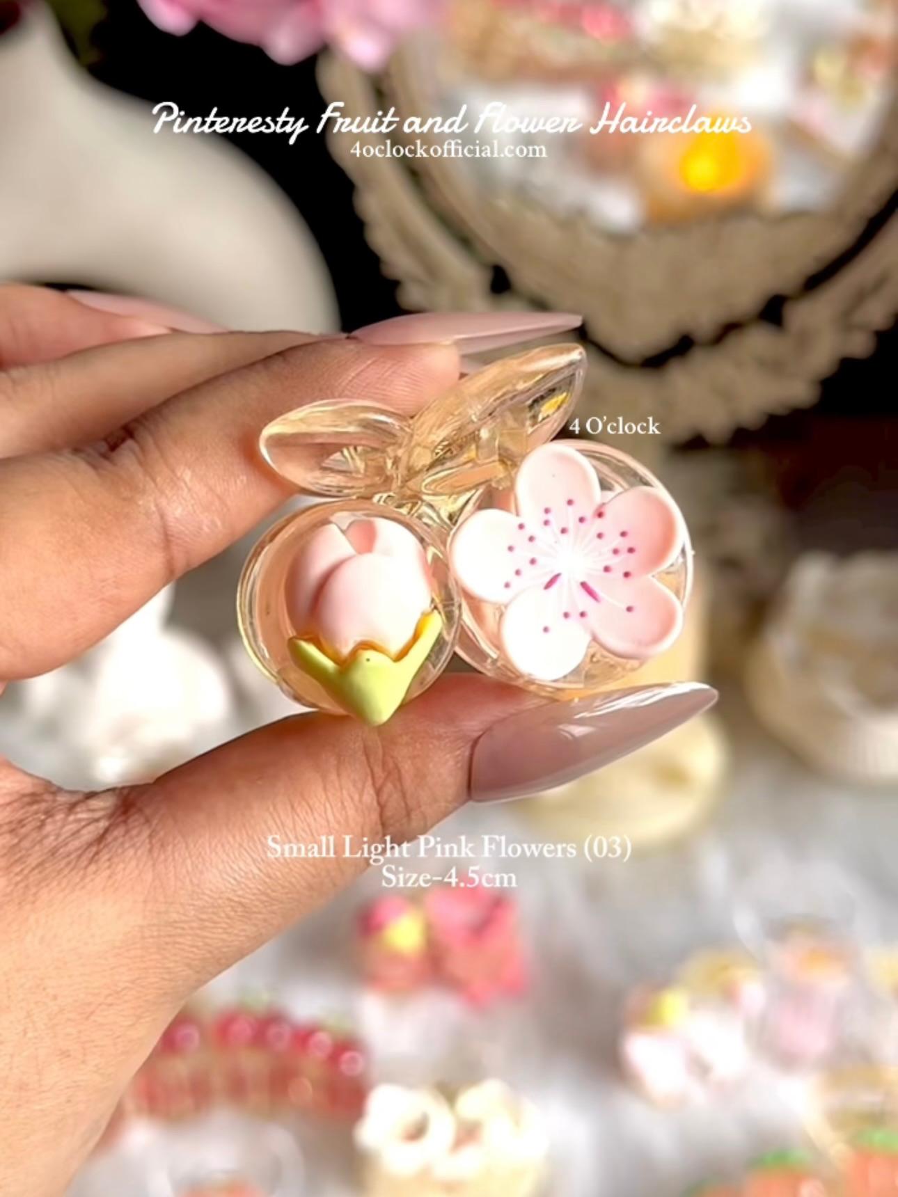 🍇Cottagecore Hairclaws: Small Light Pink Flowers🌷✨