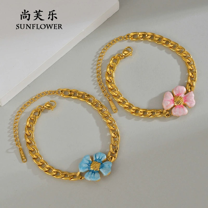 BN34: 18K Gold Plated Premium Stainless Steel Charm Bracelet