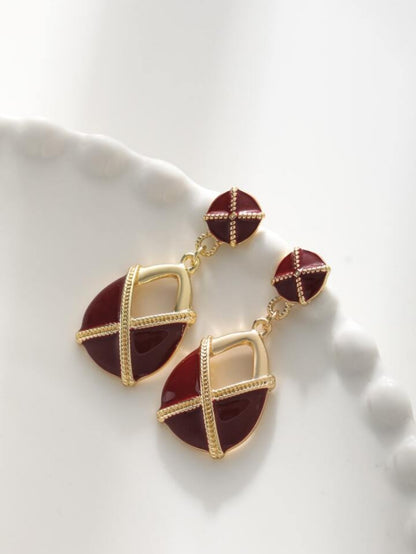 Vintage Earrings: Maroon Dainty
