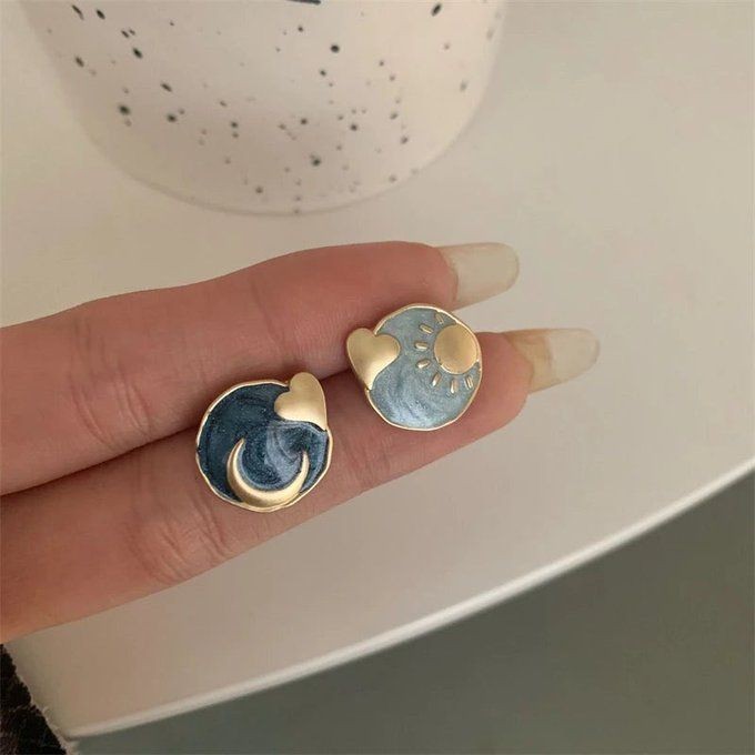 Vintage Earrings: Sun-Moon