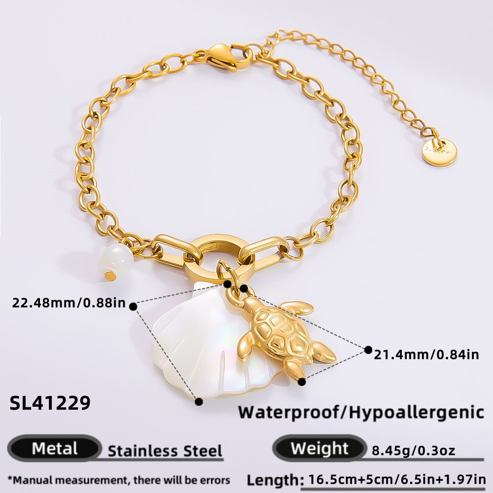 BN48: 18K Gold Plated Premium Stainless Steel Charm Bracelet
