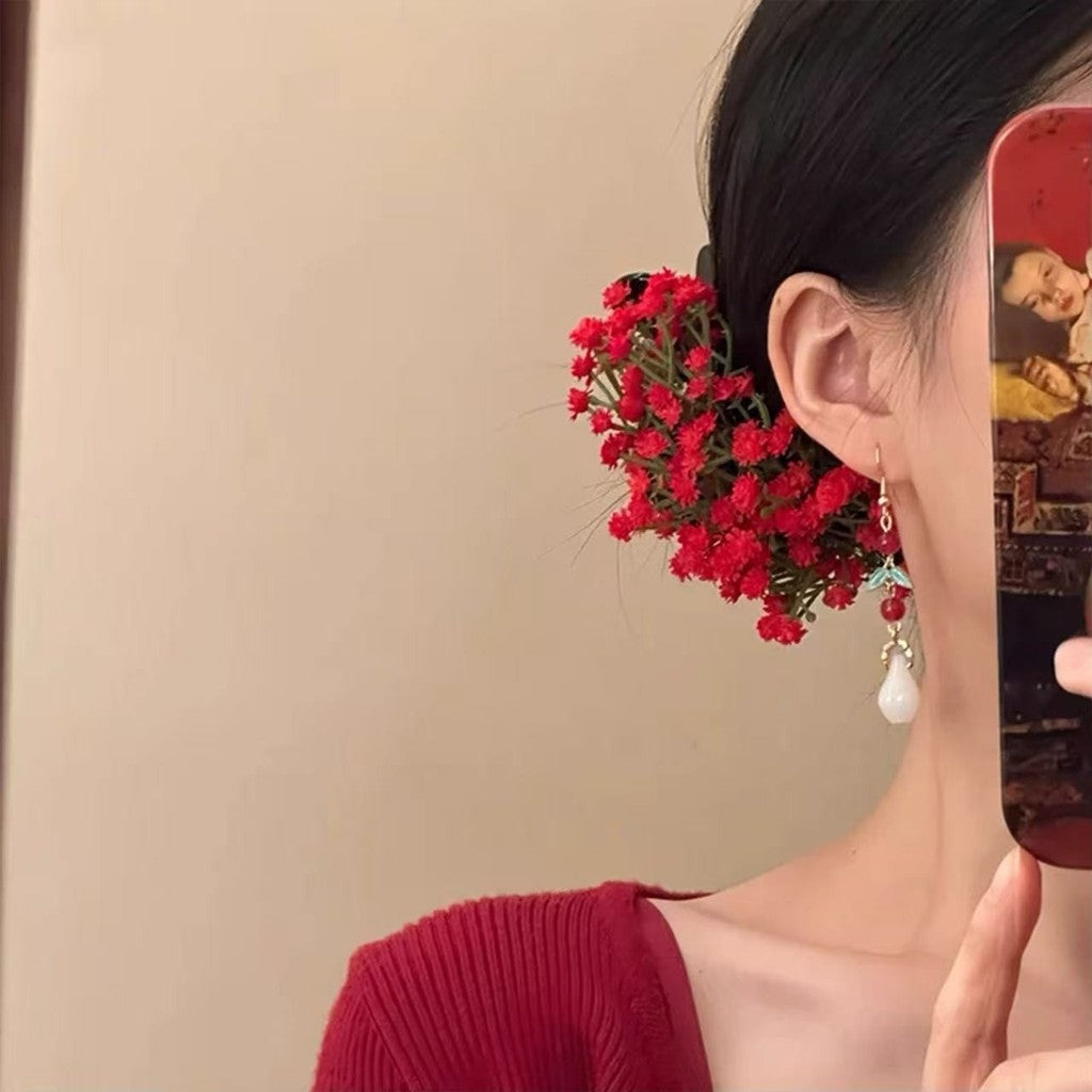 Gypsophila Hair Clip: Red