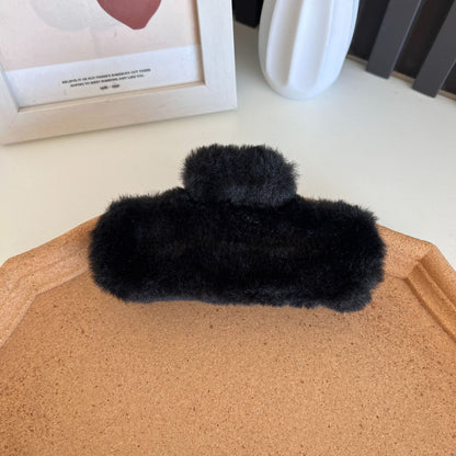 Plushy Hairclaw: Black