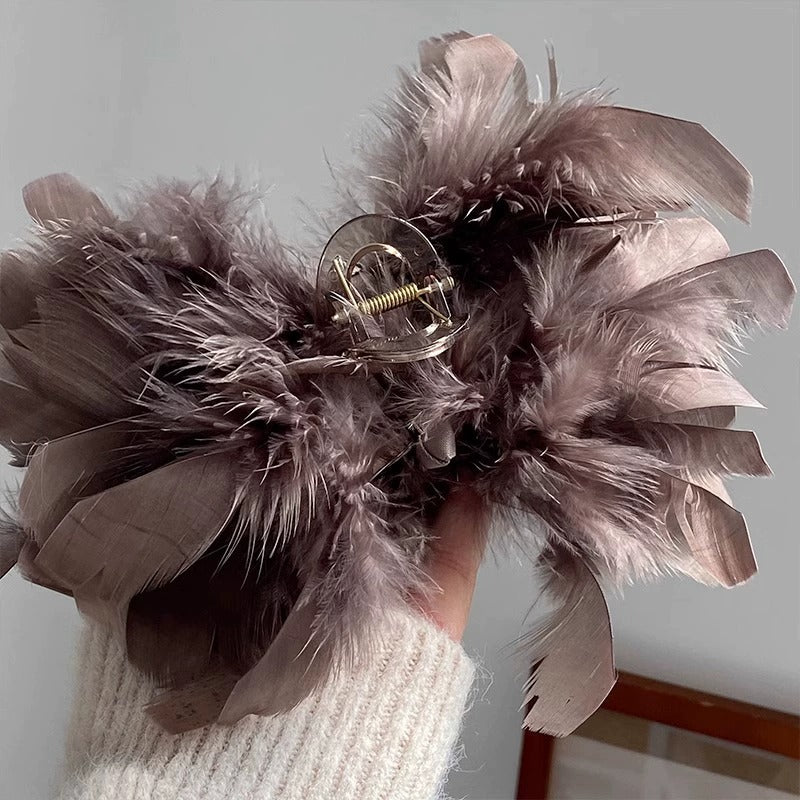 Cloud Feather Hairclaws: Coffee