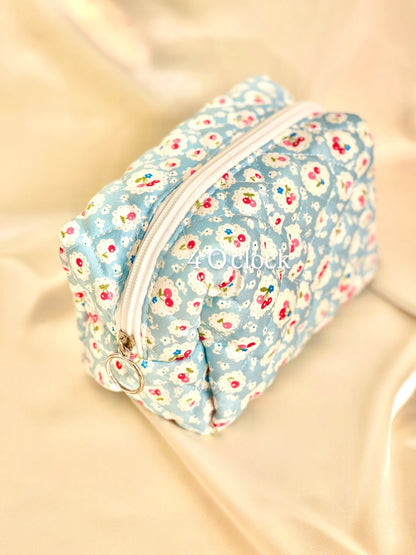 🎀 1. Pinteresty Makeup Bag: Cherry Blue🫧