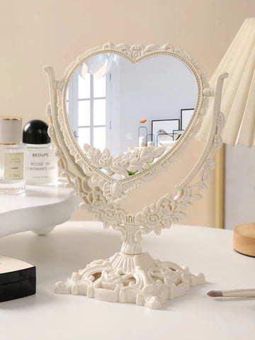 M01: Vintage Mirror: Vintage Heart Shape: Off-white