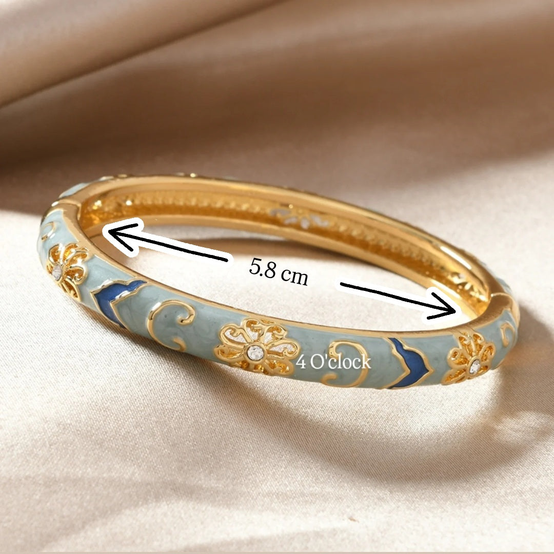 ✨🦢VC163: Vintage Victorian Enamel Bangles : Yuki 🌸🕯️