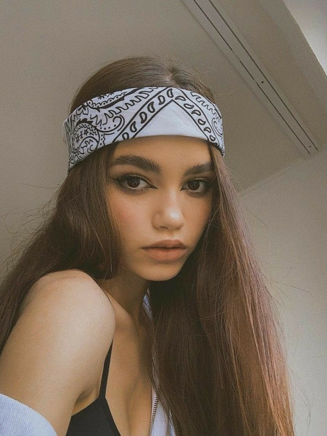 ✨90’s Bandana: White💗