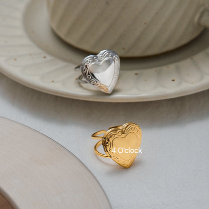 R391: Premium Stainless Steel Picture Finger Ring: Golden