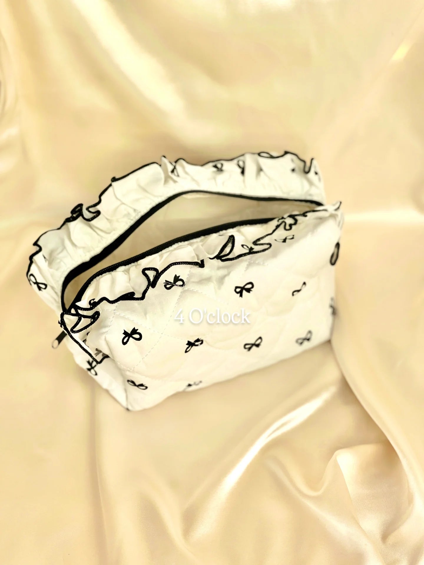 🎀10. Pinteresty Makeup Bag: Black Bow🫧