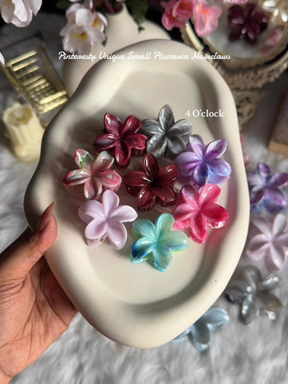 🌸Small New Plumeria: Burgundy✨