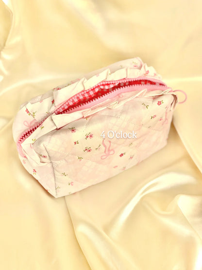 🎀 3. Pinteresty Makeup Bag: Bow Knot🫧