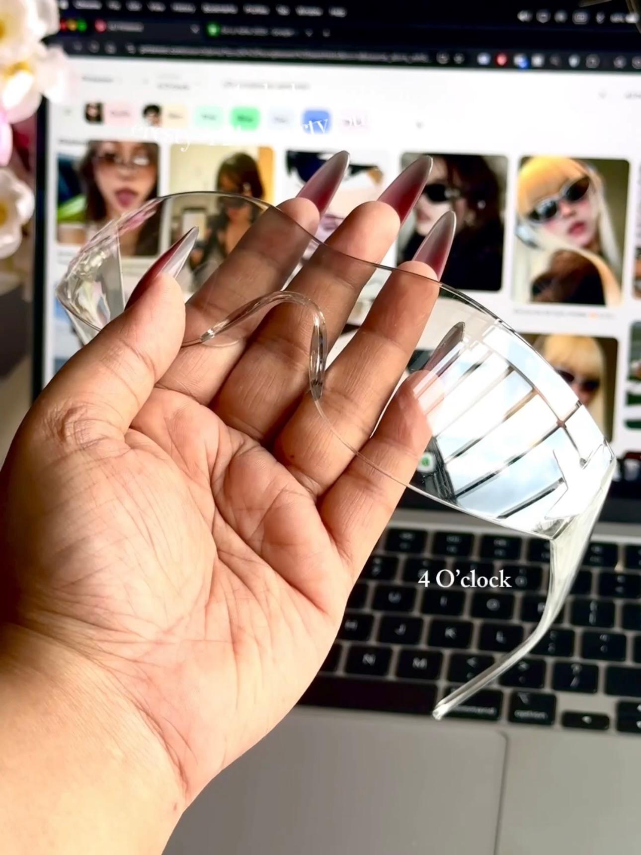 S32: Pinteresty Y2K Star sunglasses : Transparent (with box) Unisex