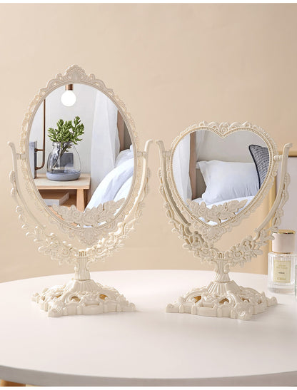 M01: Vintage Mirror: Vintage Heart Shape: Off-white
