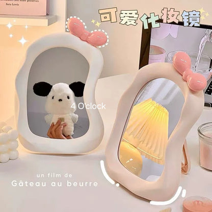 M19: Irregular Shaped Bow Mirror: Off-white