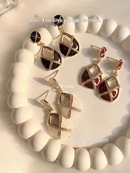 Vintage Earrings: Maroon Dainty