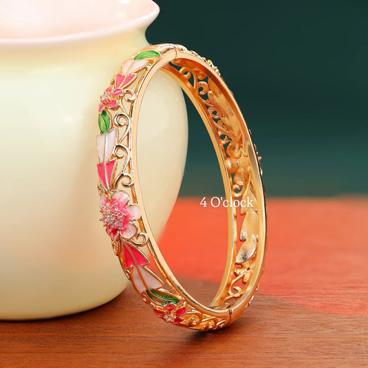 ✨🏰VC39: Cloisonné Vintage Victorian Bangles : Red & Pink 🌸🕯️
