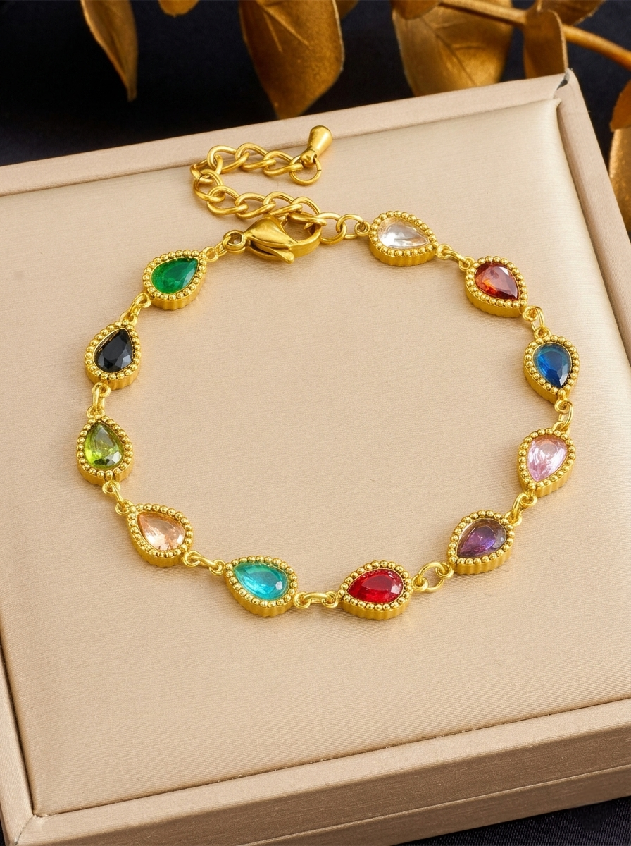BN10: 18K Gold Plated Premium Stainless Steel Charm Bracelet