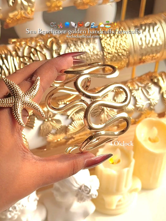 ✨HC8: Handcuff for Stack: Gold Curved Line Bracelet✨