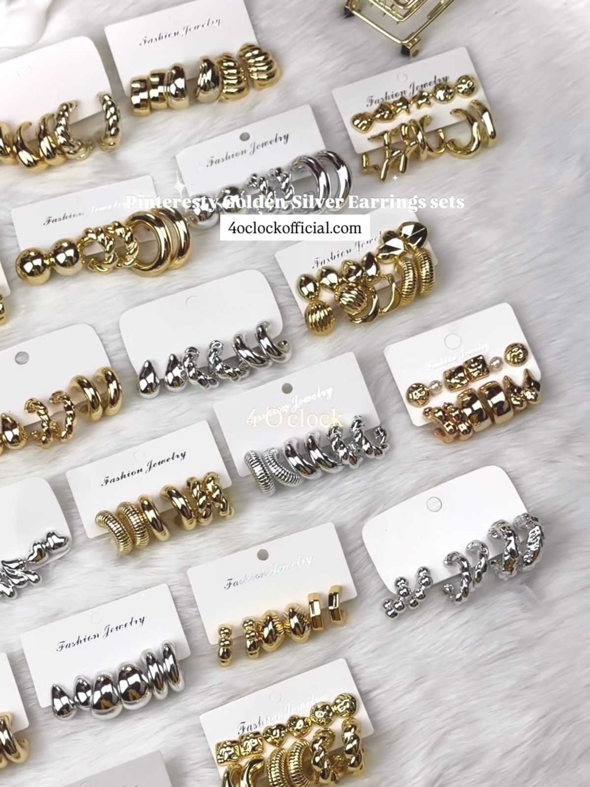 Golden Earrings sets: 12