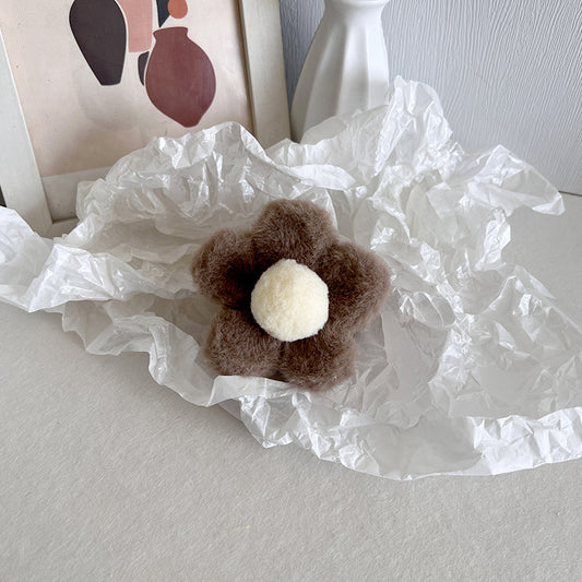 Plushy Flower Hairclaws: Coffee