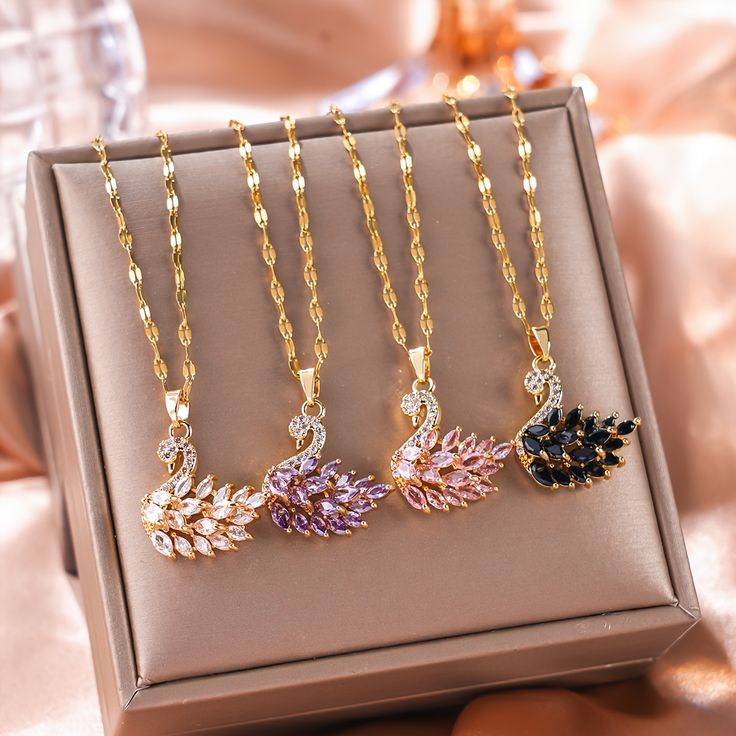 P07: 18k Gold Plated Stainless Steel Minimalist Necklace: Golden Pink Swan