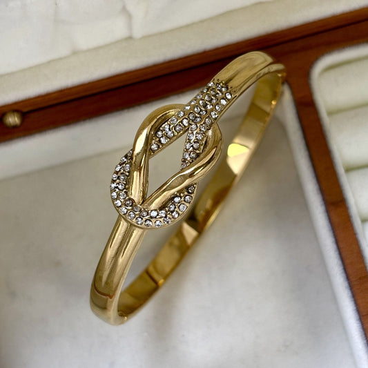 CB31: 18k Gold Plated Premium Stainless Steel Cuff Bangles