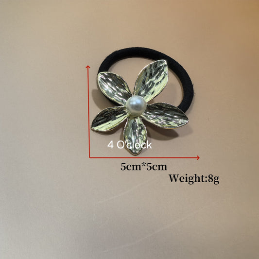 Pinteresty Chunky Hairband: Pearl Flower
