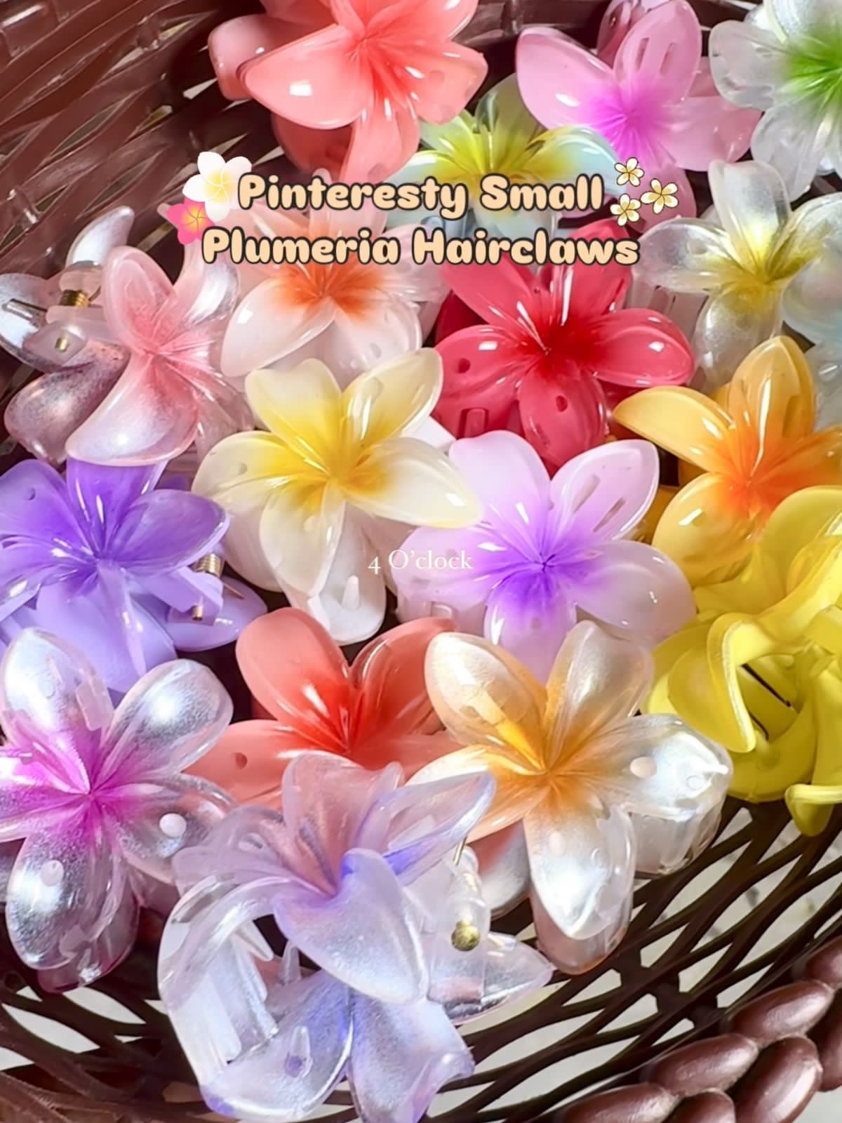 ✨Small Plumeria Hairclaws: Egg Yellow✨