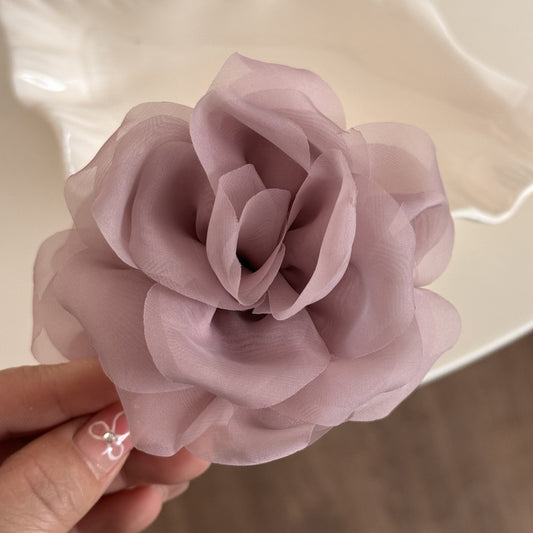 Pinteresty Mesh Rose Hairclaws: Bean Paste