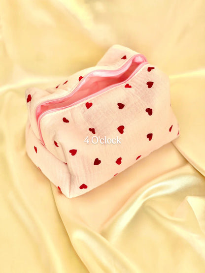 🎀 32.Pinteresty Makeup Bag: Pink Heart🫧