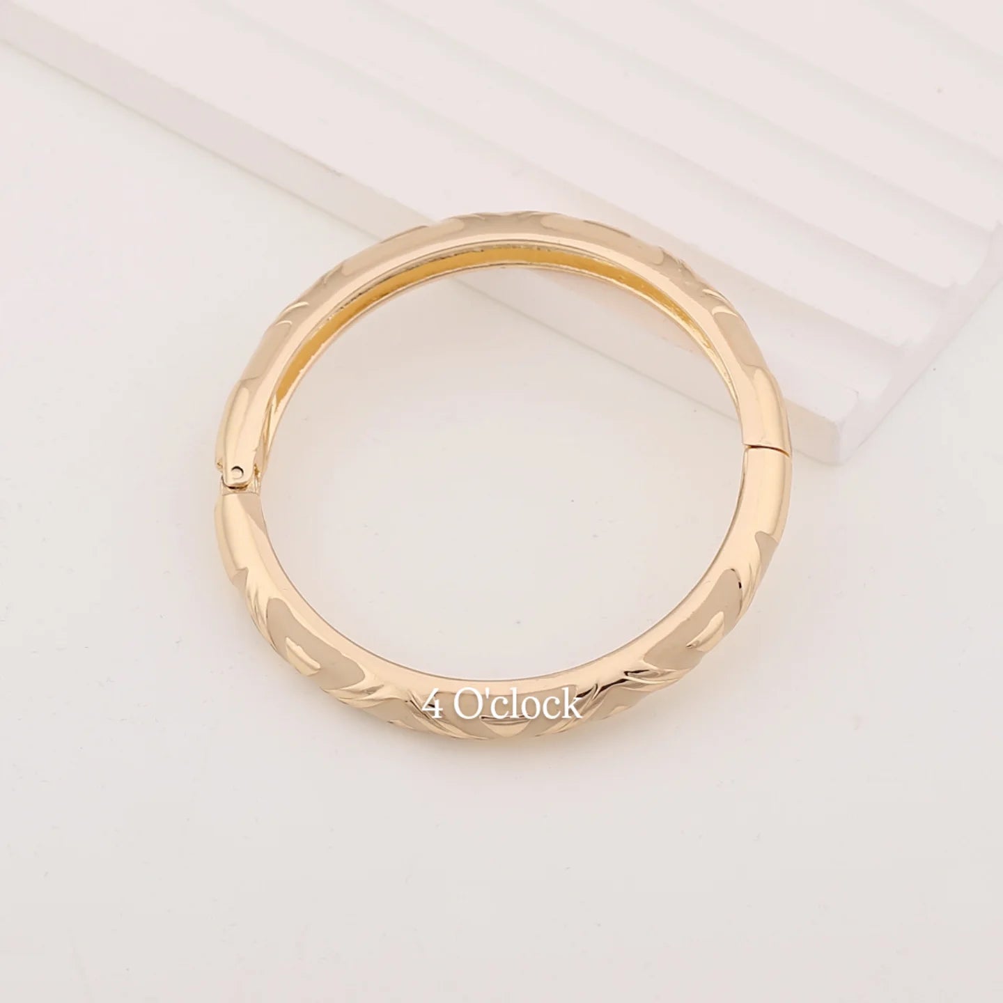 VC82: Vintage Victorian Enamel Bangles : Khaki