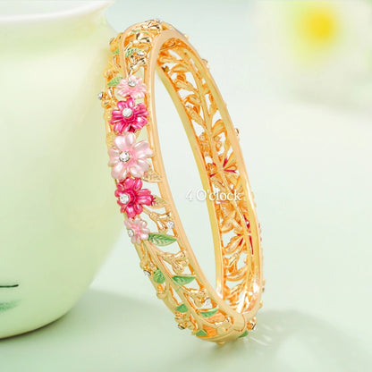 ✨🏰VC31: Cloisonné Vintage Victorian Bangles : Red & Pink 🌸🕯️