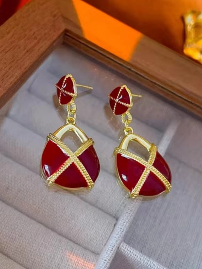 Vintage Earrings: Maroon Dainty