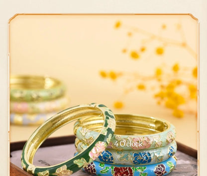 ✨🦢VC100: Vintage Victorian Enamel Bangles : Lilac Dream  🌸🕯️